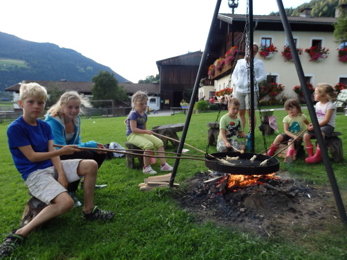 Bauernhofurlaub Sinnhubgut Altenmarkt im Pongau Buitenkant foto